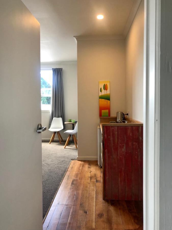 Cosy Studio Perfect For A Couple At Historic Town Raetihi Esterno foto